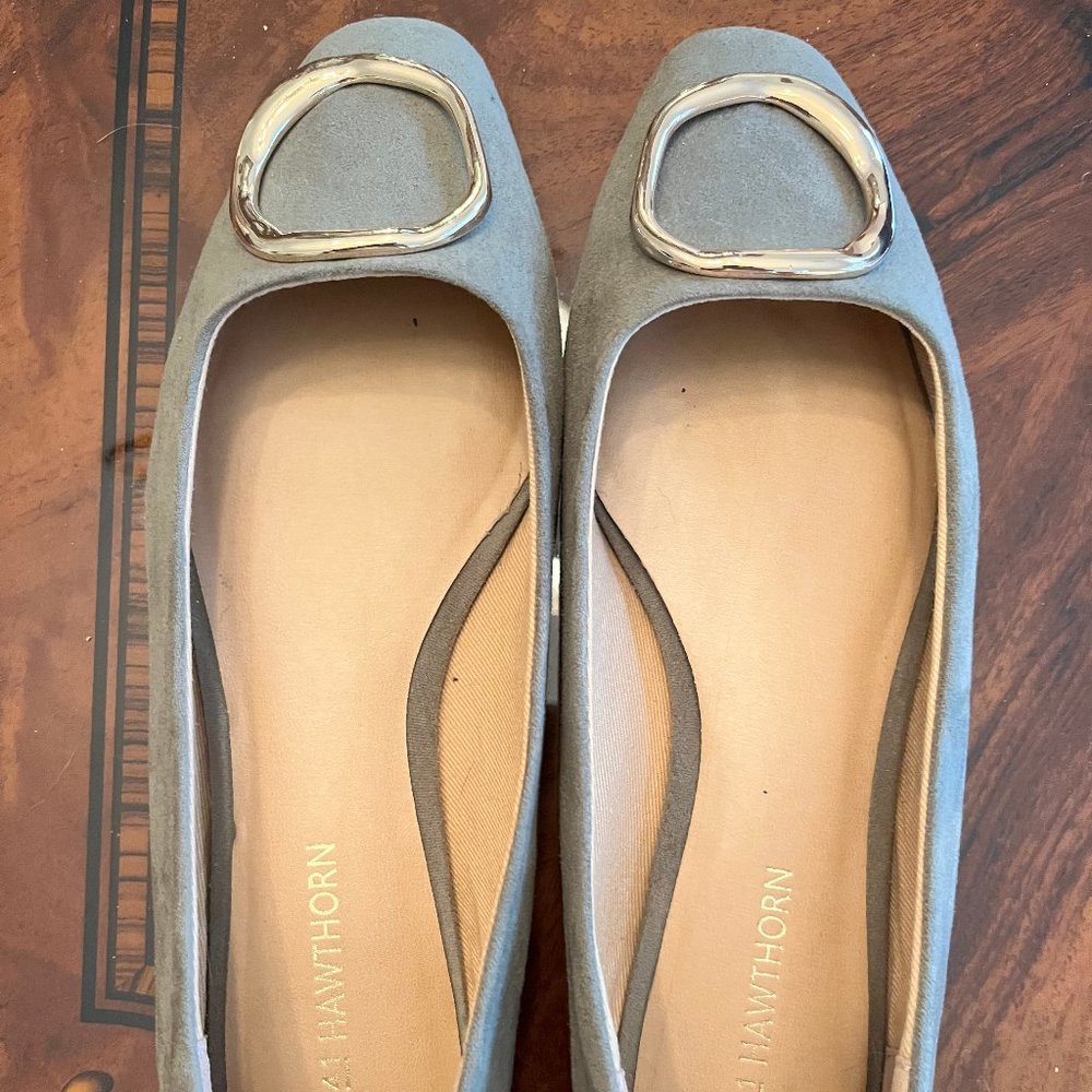 41 Hawthorn Abstract Gold Ring Suede Pilgrim Square Toe Flats Green  6